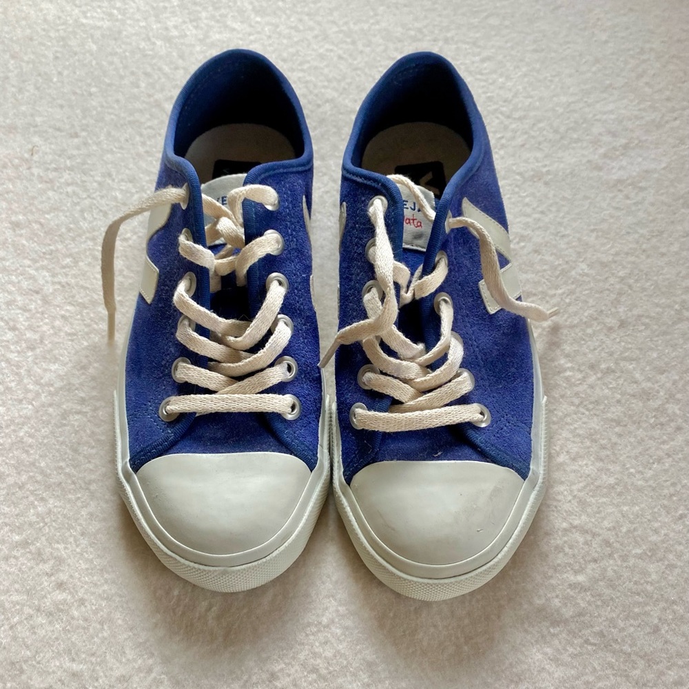 Veja Wata Suede Electric Blue Pierre